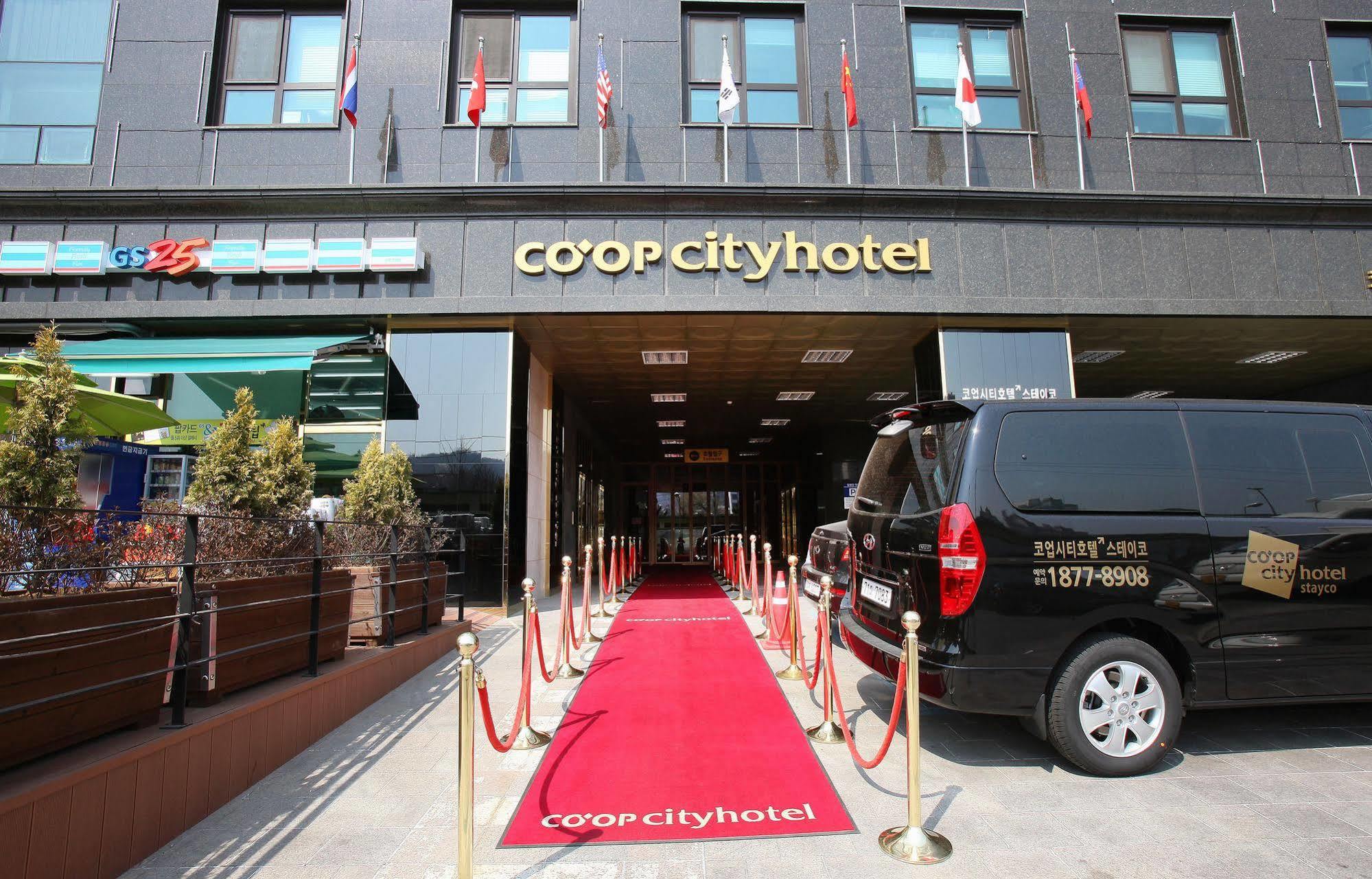 Coop City Hotel Oryu Station Seul Esterno foto