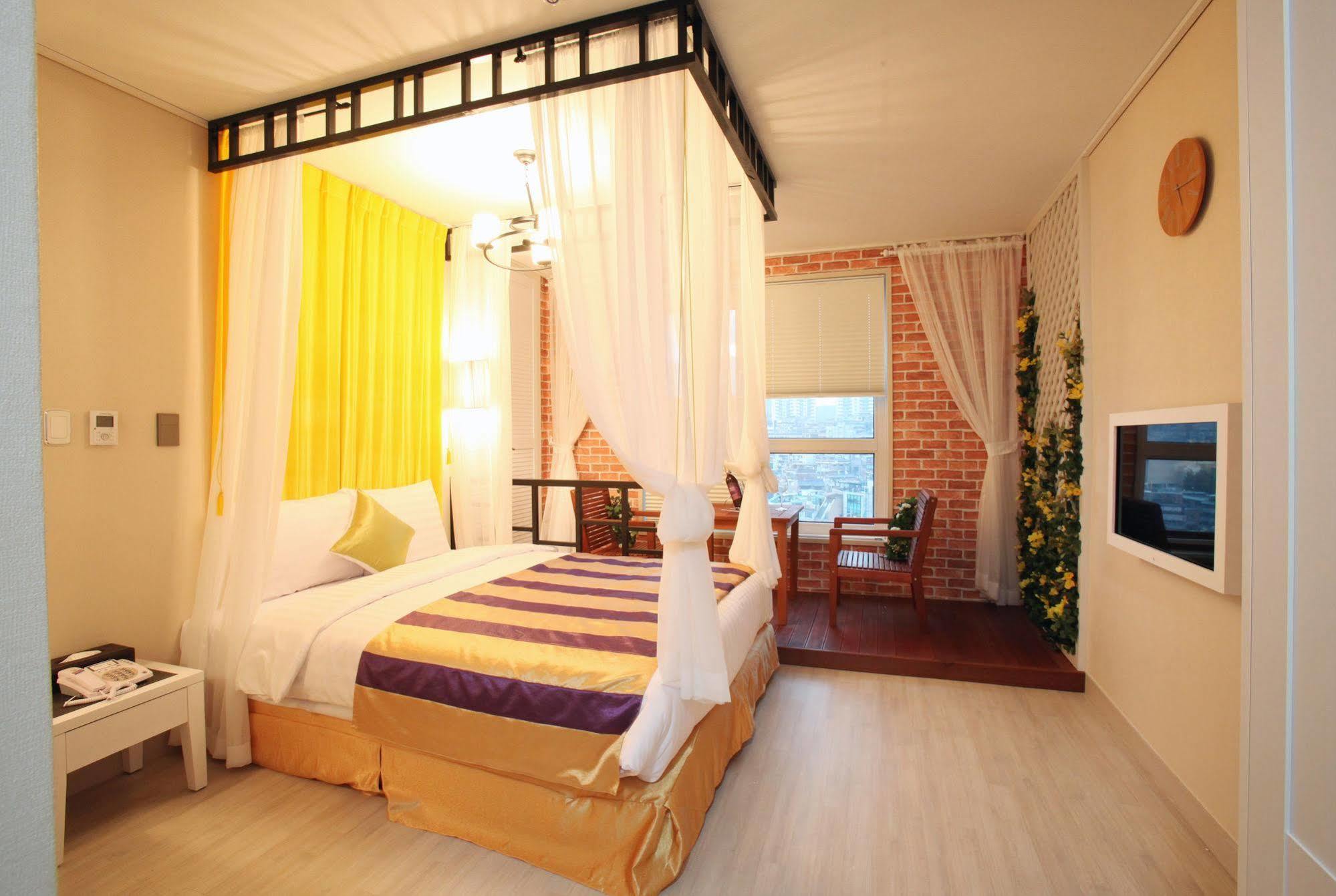 Coop City Hotel Oryu Station Seul Esterno foto