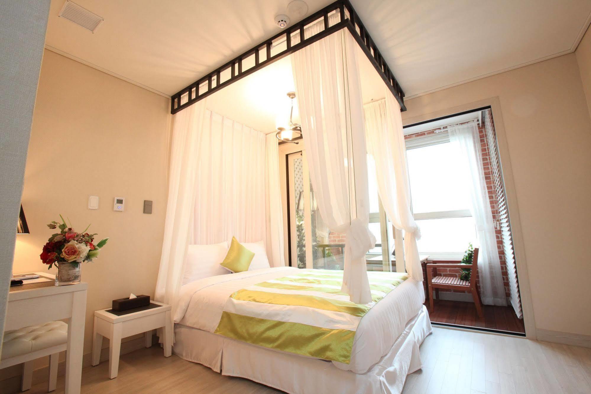 Coop City Hotel Oryu Station Seul Esterno foto